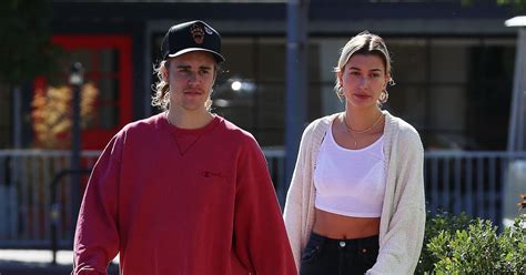 hailey bieber topless|Justin Bieber poses topless with wife Hailey Baldwin。